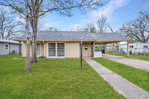 1612 Bowie Dr, Corsicana, TX 75110