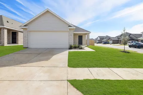 1601 Acts Ln, Ennis, TX 75119