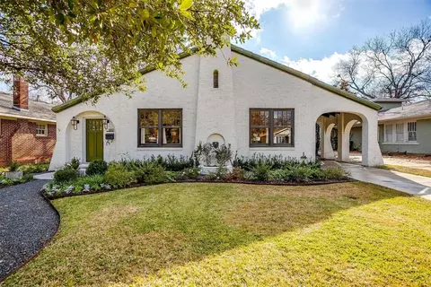 1917 Patton Ct, Fort Worth, TX 76110