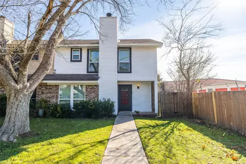 17 Gittiban Pl, Pantego, TX 76013