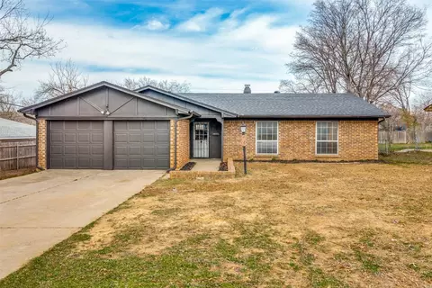 4817 Rice Ln, Fort Worth, TX 76103