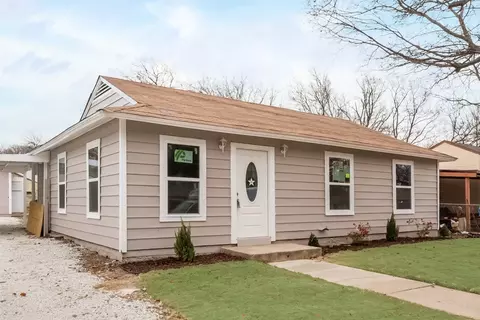 1629 Corrin Ave, Blue Mound, TX 76131
