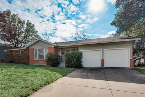 3359 Creston Ave, Fort Worth, TX 76133
