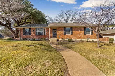 7007 Wakefield St, Dallas, TX 75231