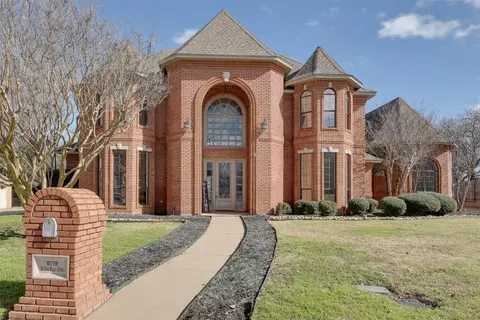 6719 Blake Dr, Arlington, TX 76001