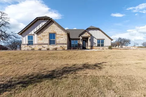 185 Hassler Dr, Stephenville, TX 76401