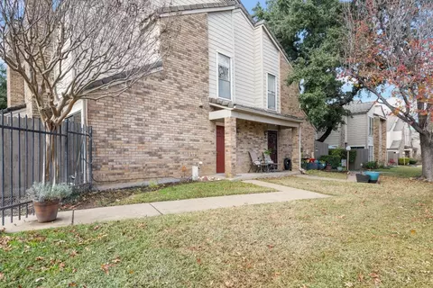 1101 Bert Dr #C, Arlington, TX 76012