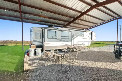 393 County Road 4875, Leonard, TX 75423 photo 24