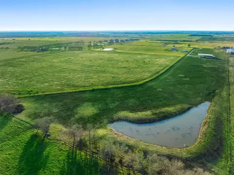 393 County Road 4875, Leonard, TX 75423 photo 10