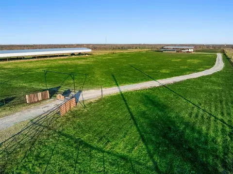 393 County Road 4875, Leonard, TX 75423 photo 14