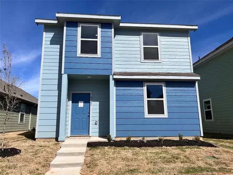 5721 Topwater Trl, Fort Worth, TX 76119