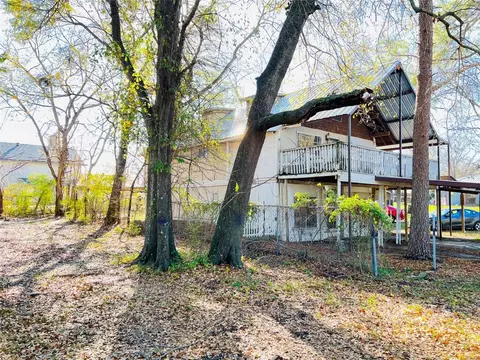 205 Loon Bay Dr, Gun Barrel City, TX 75156