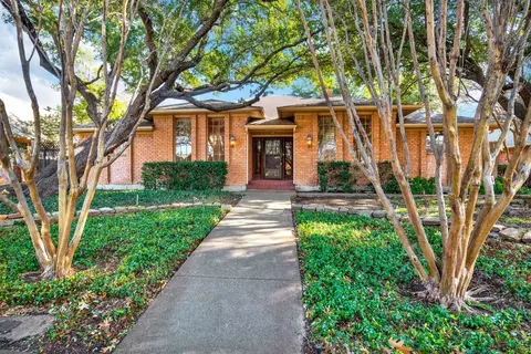 9610 Dove Meadow Dr, Dallas, TX 75243