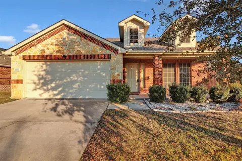 2200 Julian Dr, Mckinney, TX 75071