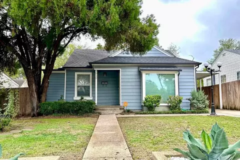 2930 Ivandell Ave, Dallas, TX 75211