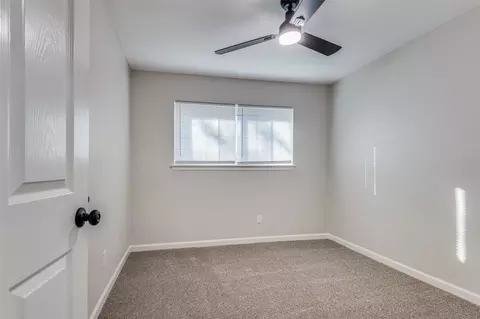 2601 Dewitt St, Irving, TX 75062 photo 18