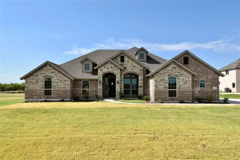 6013 Mango Dr, Sanger, TX 76266