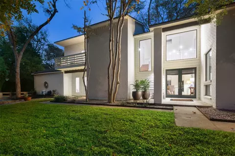 9160 Greenville Ave, Dallas, TX 75243