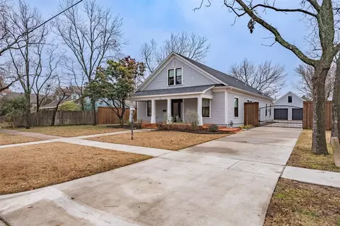 616 E Marvin Ave, Waxahachie, TX 75165