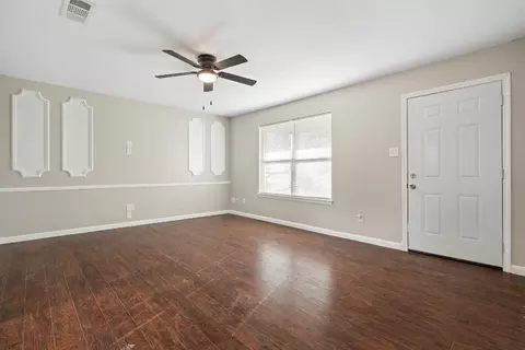 624 Windsor Dr, Everman, TX 76140 photo 4