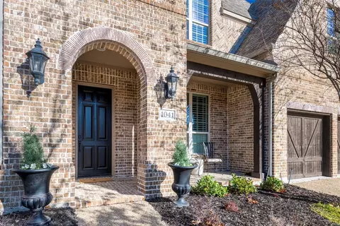 1041 Gables Dr, Prosper, TX 75078 photo 2