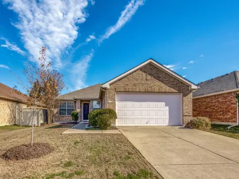 6507 Graceland Dr, Greenville, TX 75402