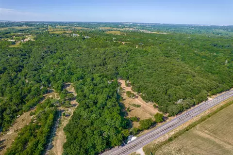 6650 State Hwy 56 Hwy, Bells, TX 75414