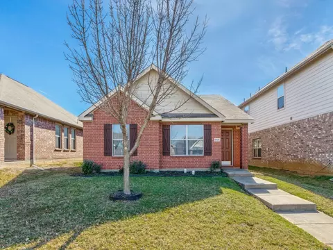 8834 Tucker St, Cross Roads, TX 76227