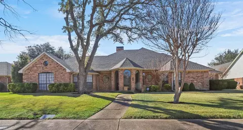 17505 River Hill Dr, Dallas, TX 75287