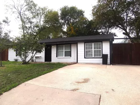 2009 Spring Lake Dr, Mesquite, TX 75149