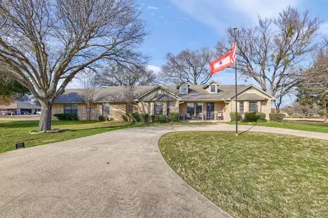 101 Wasco Cv, Lake Kiowa, TX 76240