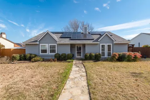 7916 Kodak Dr, Plano, TX 75025