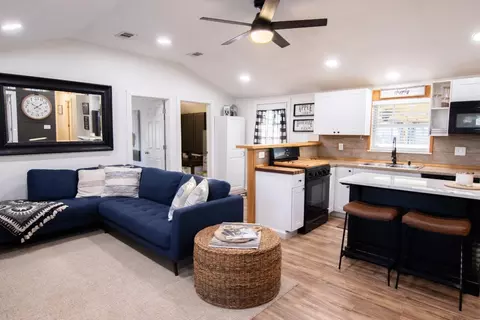2207 Island Bayou Rd, Bonham, TX 75418