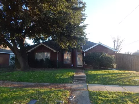 4101 Howard Dr, The Colony, TX 75056