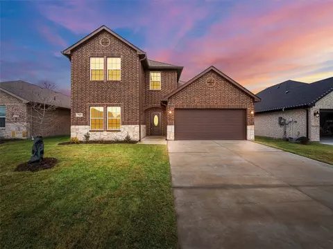 7601 Scott Ln, Greenville, TX 75402