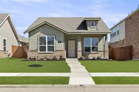 3742 Honey Daisey Dr, Heartland, TX 75126