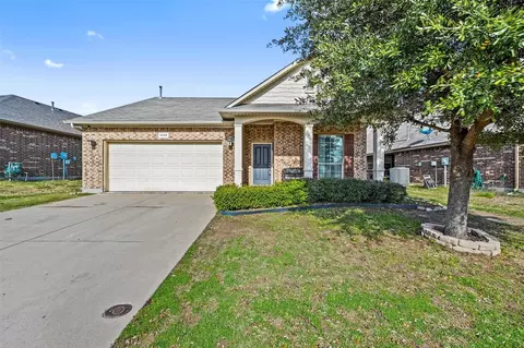 1248 Woodbine Cliff Dr, Fort Worth, TX 76179