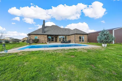 2027 Dash Ln, Springtown, TX 76082 photo 8