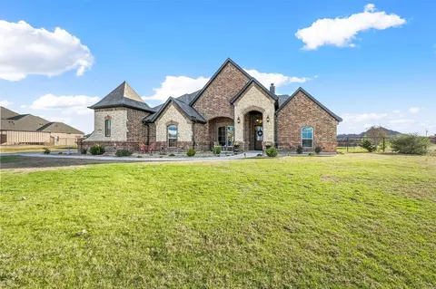 2027 Dash Ln, Springtown, TX 76082