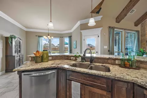 2027 Dash Ln, Springtown, TX 76082 photo 19