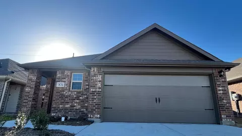 831 Footpath Dr, Lavon, TX 75166