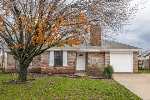 215 SW Murphy Rd, Burleson, TX 76028