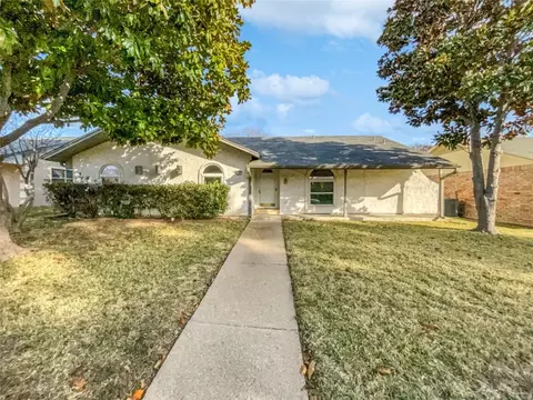 2102 Glencrest Ln, Garland, TX 75040
