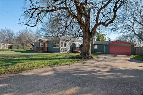 2100 W Bond St, Denison, TX 75020