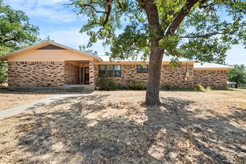 200 Shattles Rd #B, Mineral Wells, TX 76067