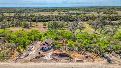 229 W Bluff Ln, Millsap, TX 76066