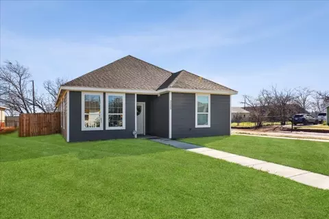 2125 Daniel St, Fort Worth, TX 76104