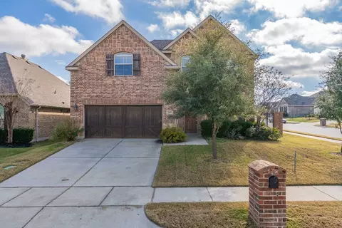 210 Bentley Dr, Midlothian, TX 76065