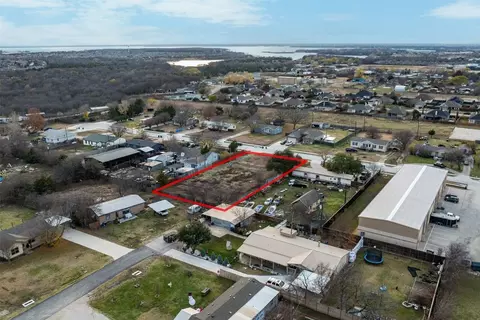 109 Stark Rd, Hackberry, TX 75036