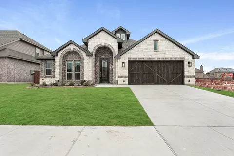 257 Resting Place Rd, Waxahachie, TX 75165